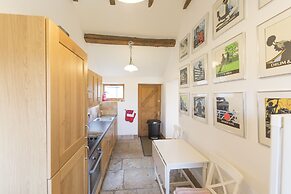 Whitley Coach House