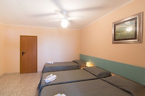 Racar Hotel & Resort