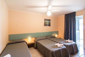 Racar Hotel & Resort