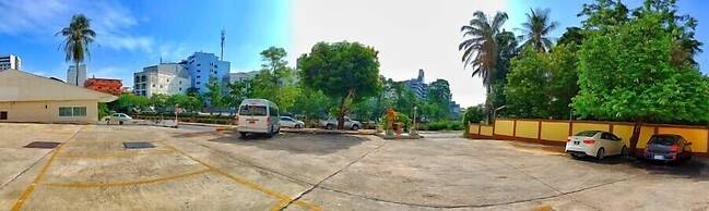 Sing Golden Place Hotel