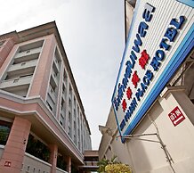 Sing Golden Place Hotel