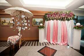 Sing Golden Place Hotel