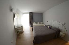 Aromi Piccolo Hotel