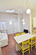 Aromi Piccolo Hotel