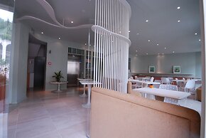 Aromi Piccolo Hotel