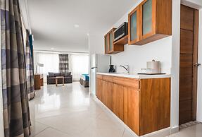 Majestic City Suites & Beach Hotel