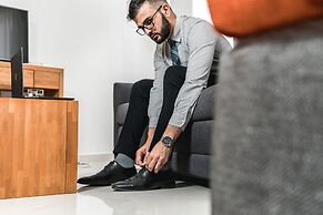 Majestic City Suites & Beach Hotel