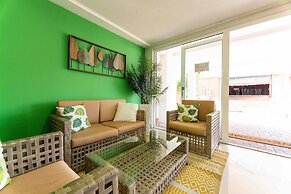 Majestic City Suites & Beach Hotel