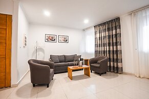 Majestic City Suites & Beach Hotel