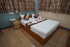 15th Street at Downtown Yangon