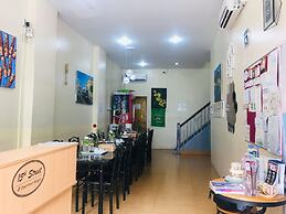 15th Street at Downtown Yangon