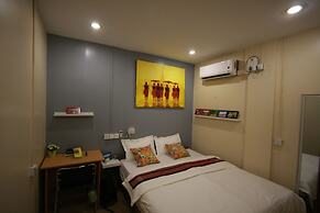 15th Street at Downtown Yangon