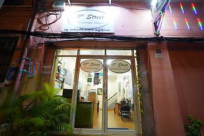 15th Street at Downtown Yangon