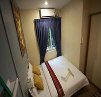 15th Street at Downtown Yangon