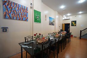 15th Street at Downtown Yangon