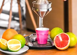 Hotel Indigo Kaohsiung Central Park by IHG