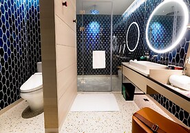 Hotel Indigo Kaohsiung Central Park by IHG