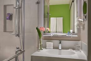 Park Inn By Radisson Clark