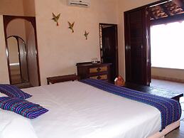 La Escollera Suites Adults Only