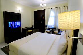 Remas Hotel Suites