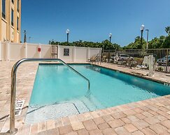 Comfort Suites Dunnellon near Rainbow Springs