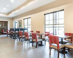 Comfort Suites Dunnellon near Rainbow Springs