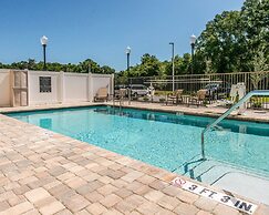 Comfort Suites Dunnellon near Rainbow Springs