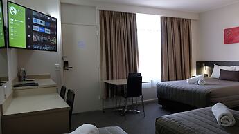 Loddon River Motel