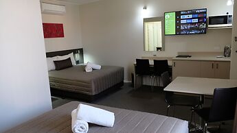 Loddon River Motel