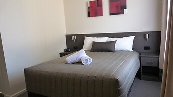 Loddon River Motel