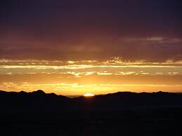 High View Family Cottages