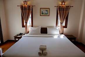 Sri-Pat Guesthouse