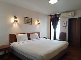 Sri-Pat Guesthouse