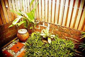 Koh Ngai Thanya Beach Resort