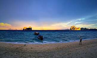 Koh Ngai Thanya Beach Resort