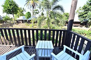 Koh Ngai Thanya Beach Resort
