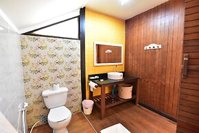 Koh Ngai Thanya Beach Resort