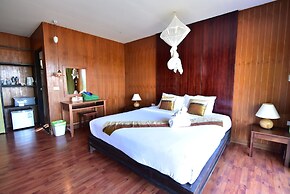 Koh Ngai Thanya Beach Resort