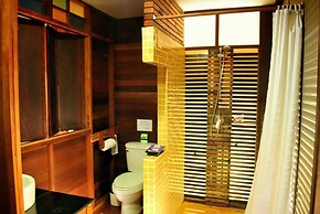 Koh Ngai Thanya Beach Resort