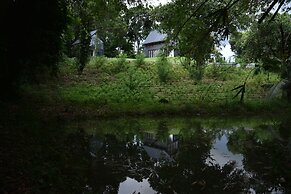 The Country House