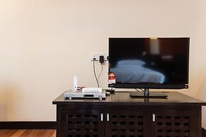 W Studio Resort Suites at Pyramid Tower