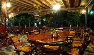 Suanphet Riverview Resort