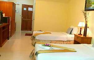 Suanphet Riverview Resort