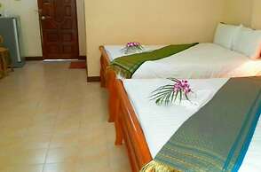 Suanphet Riverview Resort