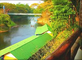 Suanphet Riverview Resort