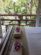 Suanphet Riverview Resort