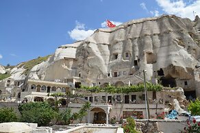 Sarıhan Cave Hotel