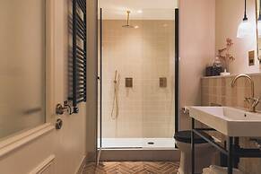 No.42 by GuestHouse Margate