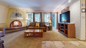 Enzian - CoralTree Residence Collection