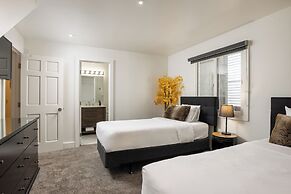 Enzian - CoralTree Residence Collection